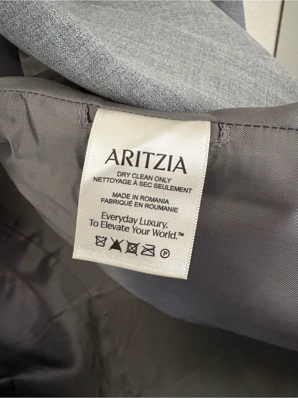 Aritzia Babaton The Slouch Coat in Light Gray - Picture 6 of 8